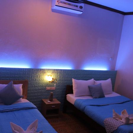 RedDoorz @ Kojie Guest House Moalboal Exterior foto